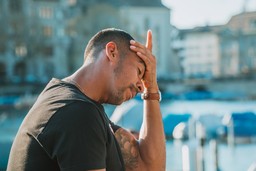 Mal di testa.jpg - {Mal di testa.jpg} - [53034]