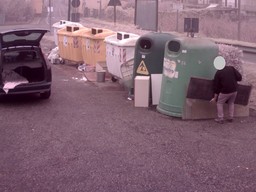 Rifiuti.jpg - {Rifiuti.jpg} - [53186]