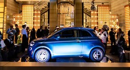 Foto Fiat 500e Armani.jpg - {Foto Fiat 500e Armani.jpg} - [54075]
