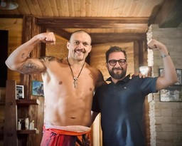 Usyk e Benedetti.jpg - {Usyk e Benedetti.jpg} - [54459]