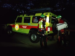 soccorso-alpino-notte.jpg - {soccorso-alpino-notte.jpg} - [54595]