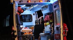 ambulanza.jpg - {ambulanza.jpg} - [54635]