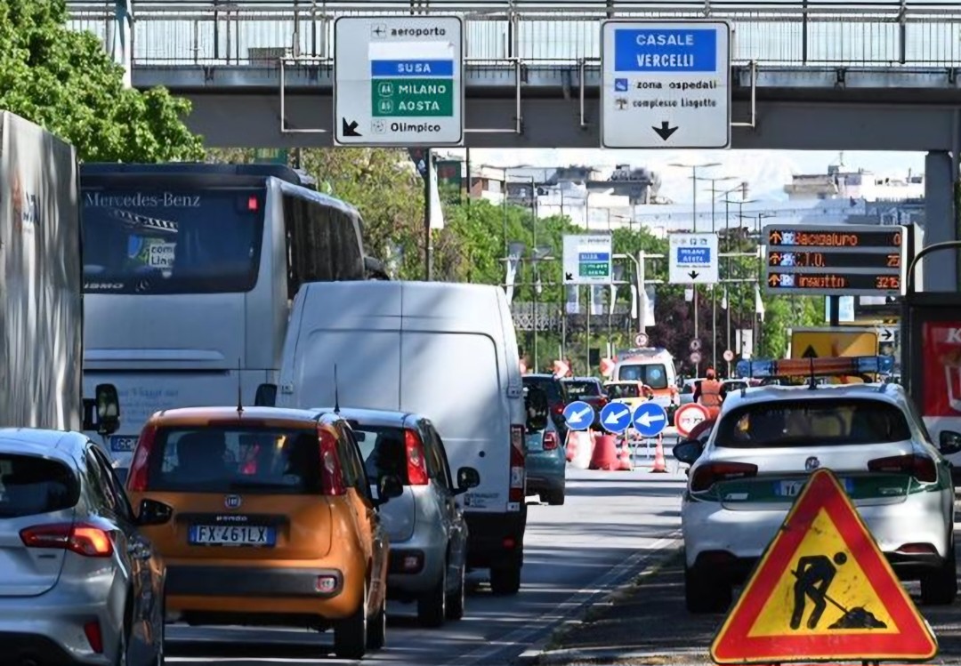 Foto traffico Torino.jpg - {Foto traffico Torino.jpg} - [5575]