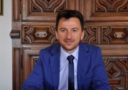luciano-messa.jpg - {luciano-messa.jpg} - [56019]