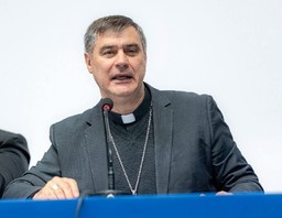 Foto Cardinale Repole.jpg - {Foto Cardinale Repole.jpg} - [56147]