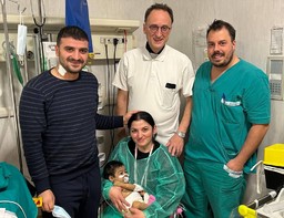 Un successo l'operazione di trapianto pediatrico.jpg - {Un successo l'operazione di trapianto pediatrico.jpg} - [56435]