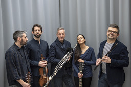 221.jpg - {221.jpg} - [57028]