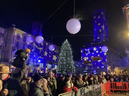 capodanno_in_piazza_01_2023_gdivino-10.jpg - {capodanno_in_piazza_01_2023_gdivino-10.jpg} - [57423]