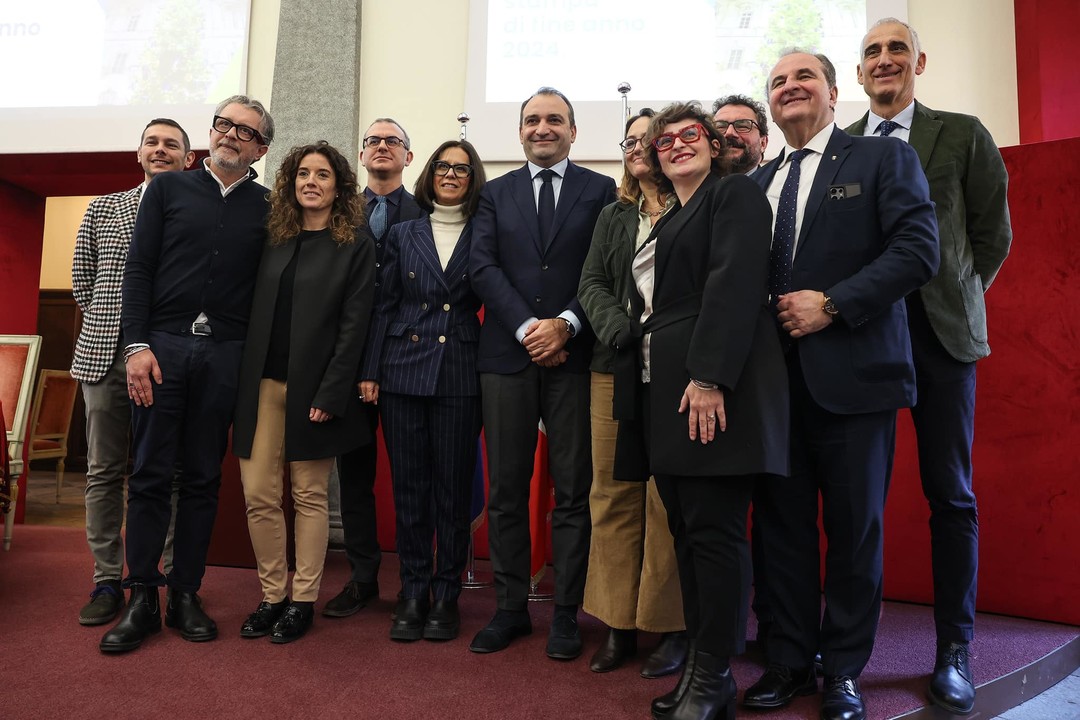 Foto di gruppo Amministrazione Lo Russo.jpg - {Foto di gruppo Amministrazione Lo Russo.jpg} - [57766]