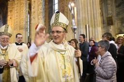 monsignor_Prastaro_Asti.jpg - {monsignor_Prastaro_Asti.jpg} - [58282]