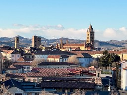 comune-alba-foto-archivio_12_2024.jpeg - {comune-alba-foto-archivio_12_2024.jpeg} - [58858]