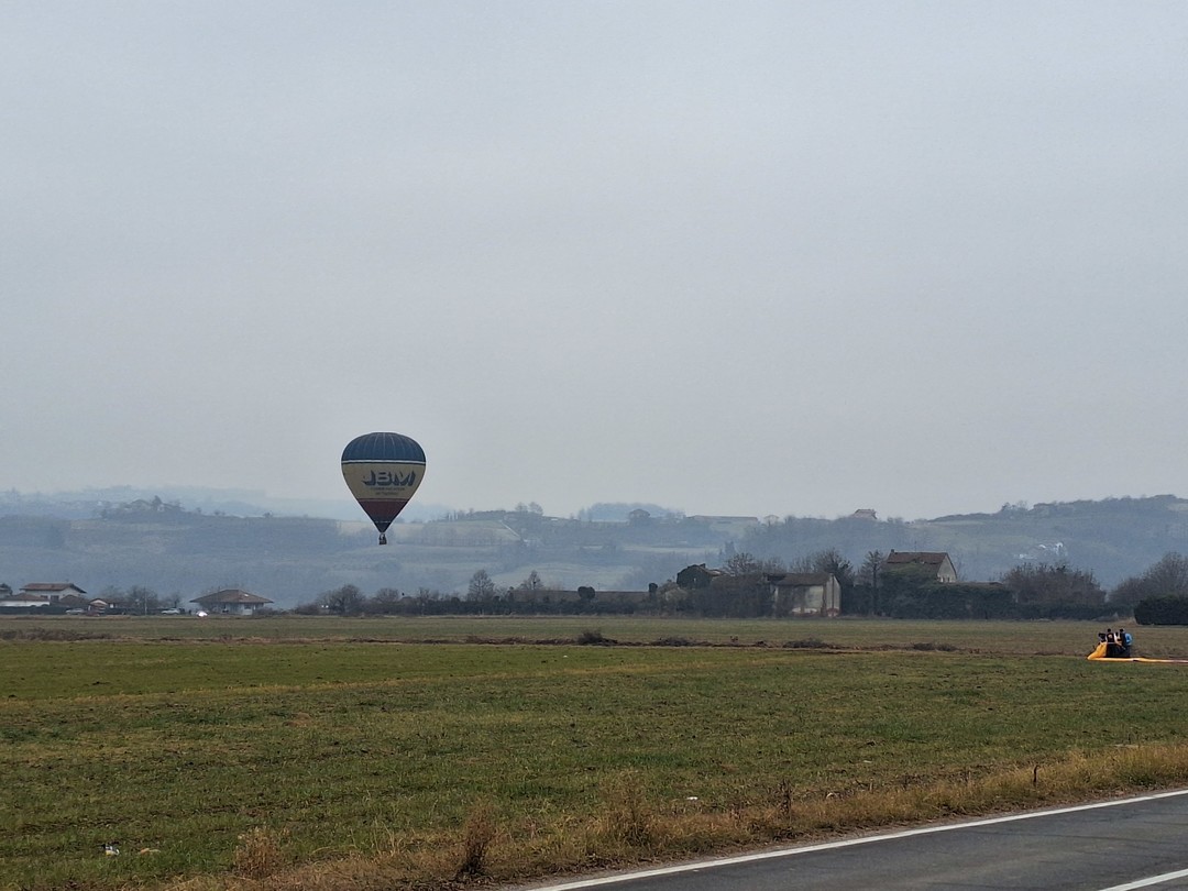 Mongolfiere Mondovì.jpg - {Mongolfiere Mondovì.jpg} - [59147]