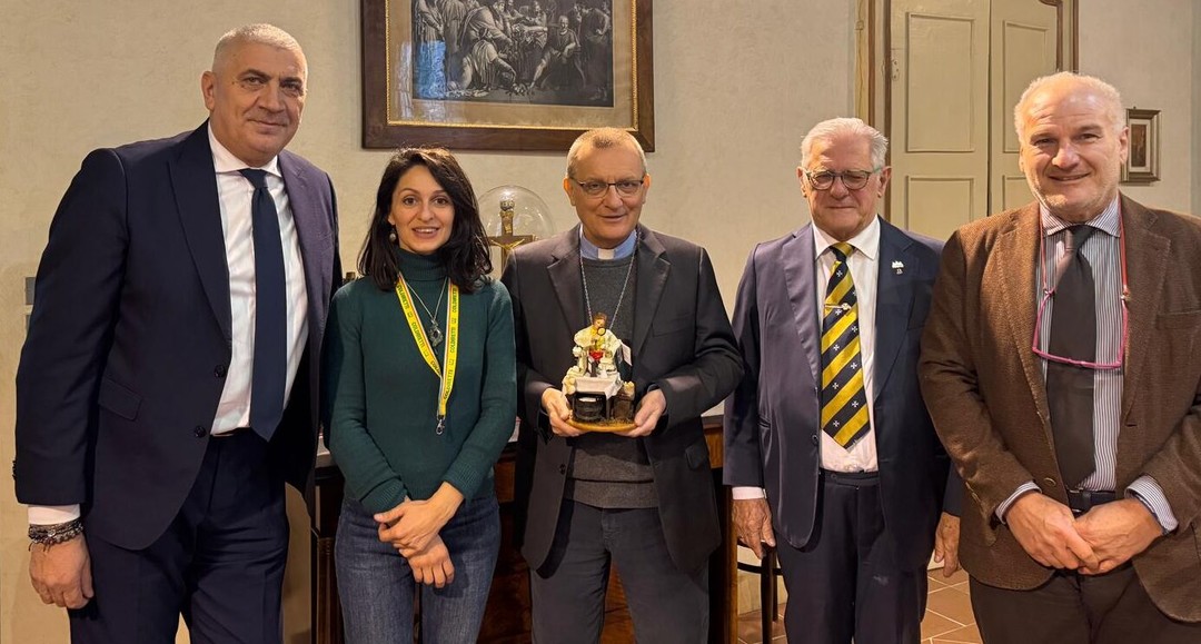 StatuinaMonsMarcoPrastaroQualitaMadeIntalyConfartigianatoAsti.jpg - {StatuinaMonsMarcoPrastaroQualitaMadeIntalyConfartigianatoAsti.jpg} - [59451]