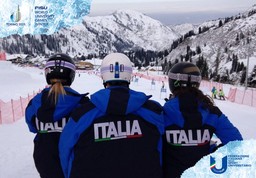 UniversiadiTorinoDelegazioneItalia.jpg - {UniversiadiTorinoDelegazioneItalia.jpg} - [59917]