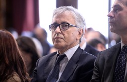castellucci.jpeg - {castellucci.jpeg} - [60198]