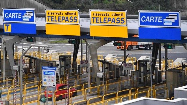 autostrada casello.jpg - {autostrada casello.jpg} - [60494]