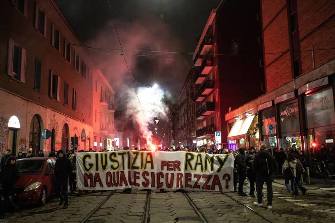Foto corteo Ramy.jpg - {Foto corteo Ramy.jpg} - [60910]