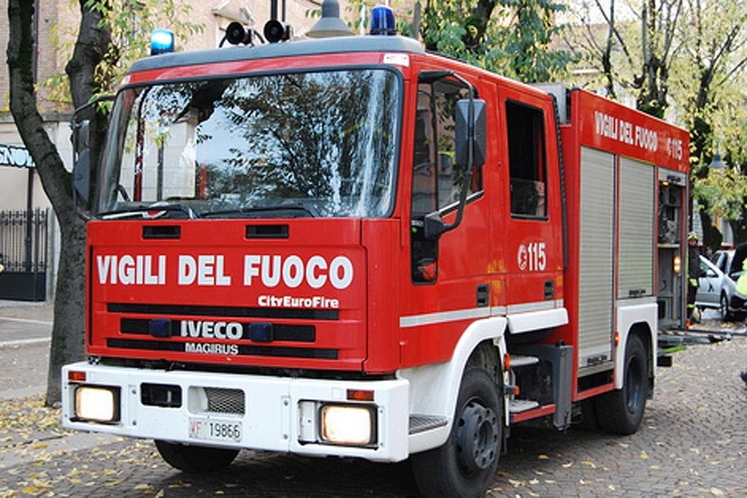 vigili-del-fuoco.jpg - {vigili-del-fuoco.jpg} - [60982]