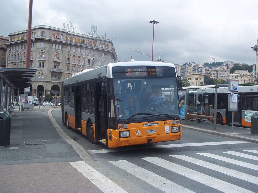 BMB_321_AMT_Genova_9072.jpg - {BMB_321_AMT_Genova_9072.jpg} - [61142]