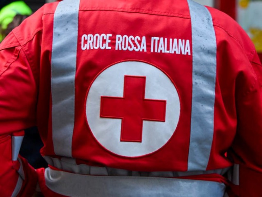 croce rossa.jpg - {croce rossa.jpg} - [61174]