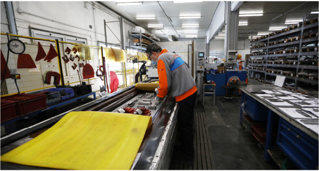 laerh.png - {laerh.png} - [61246]