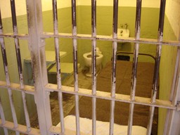 Immagine Foto carcere cella prigione.jpg - {Immagine Foto carcere cella prigione.jpg} - [6143]