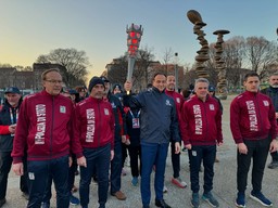 Cirio tedoforo per le Universiadi 2025.jpg - {Cirio tedoforo per le Universiadi 2025.jpg} - [61719]