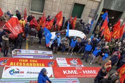 ScioperoMetalmeccanici.jpg - {ScioperoMetalmeccanici.jpg} - [62287]