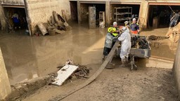 foto protezione civile montemurlo.jpeg.jpg - {foto protezione civile montemurlo.jpeg.jpg} - [62687]