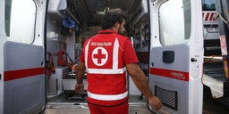 croce rossa.jpg - {croce rossa.jpg} - [63415]