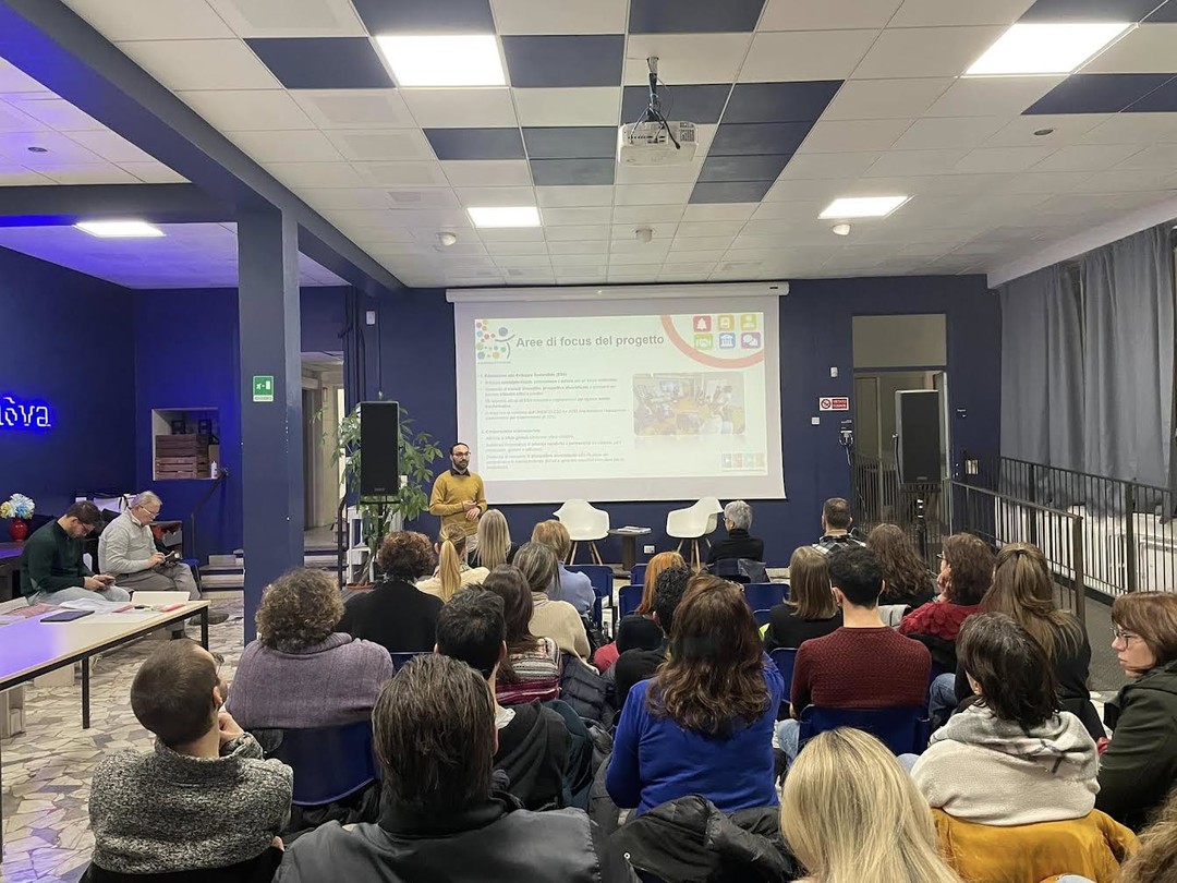 1.jpg - {1.jpg} - [64040]