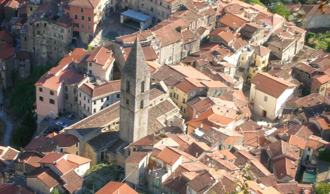 pigna.jpg - {pigna.jpg} - [64217]