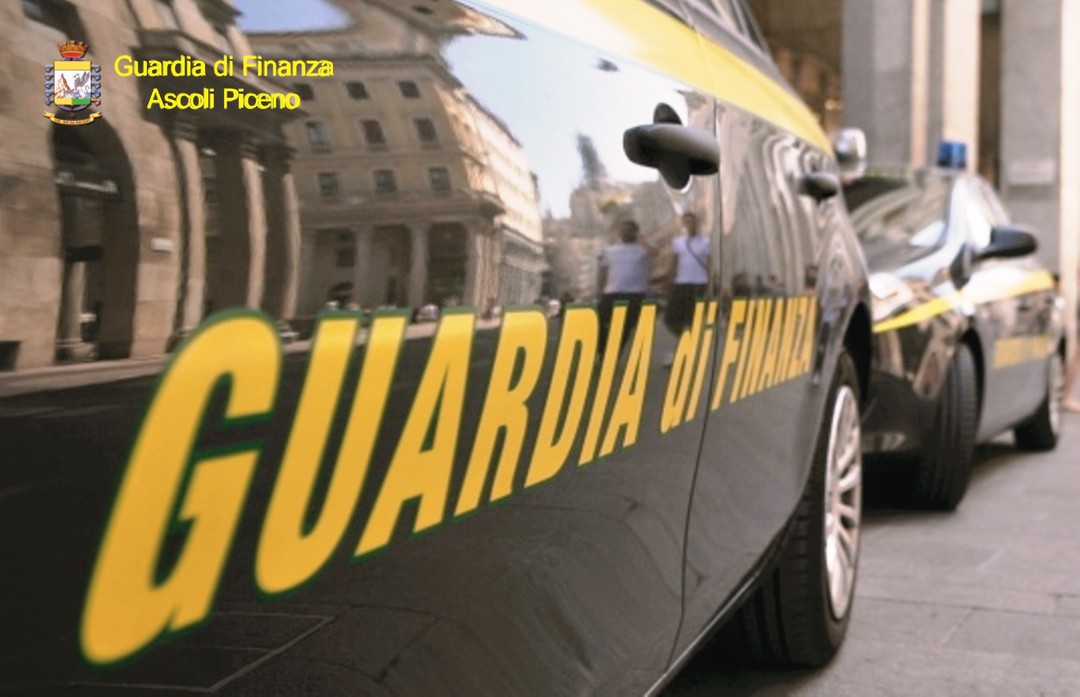 Guardia-di-Finanza-4.jpg - {Guardia-di-Finanza-4.jpg} - [6503]