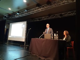 Seminario Un click di gentilezza-Intervento Cassibba 4.jpg - {Seminario Un click di gentilezza-Intervento Cassibba 4.jpg} - [65043]