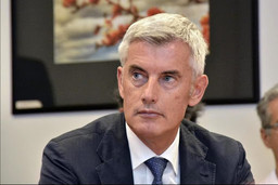 roberto bordon.jpg - {roberto bordon.jpg} - [65075]