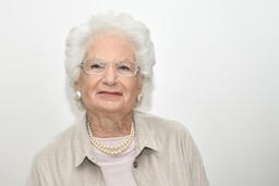 LilianaSegre.jpeg - {LilianaSegre.jpeg} - [65131]