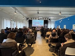 0f5b02be32.jpg - {0f5b02be32.jpg} - [65259]