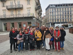 Adotta-un-albero.jpg - {Adotta-un-albero.jpg} - [66030]