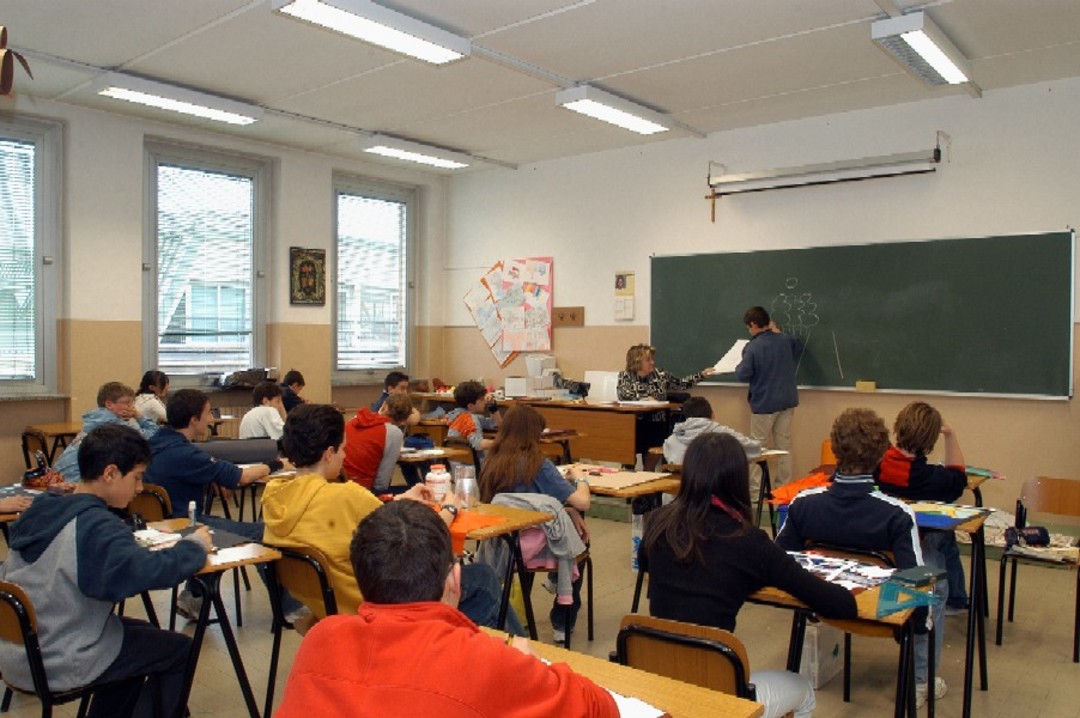 scuola_media.jpg - {scuola_media.jpg} - [66214]