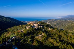 seborga.jpg - {seborga.jpg} - [6648]