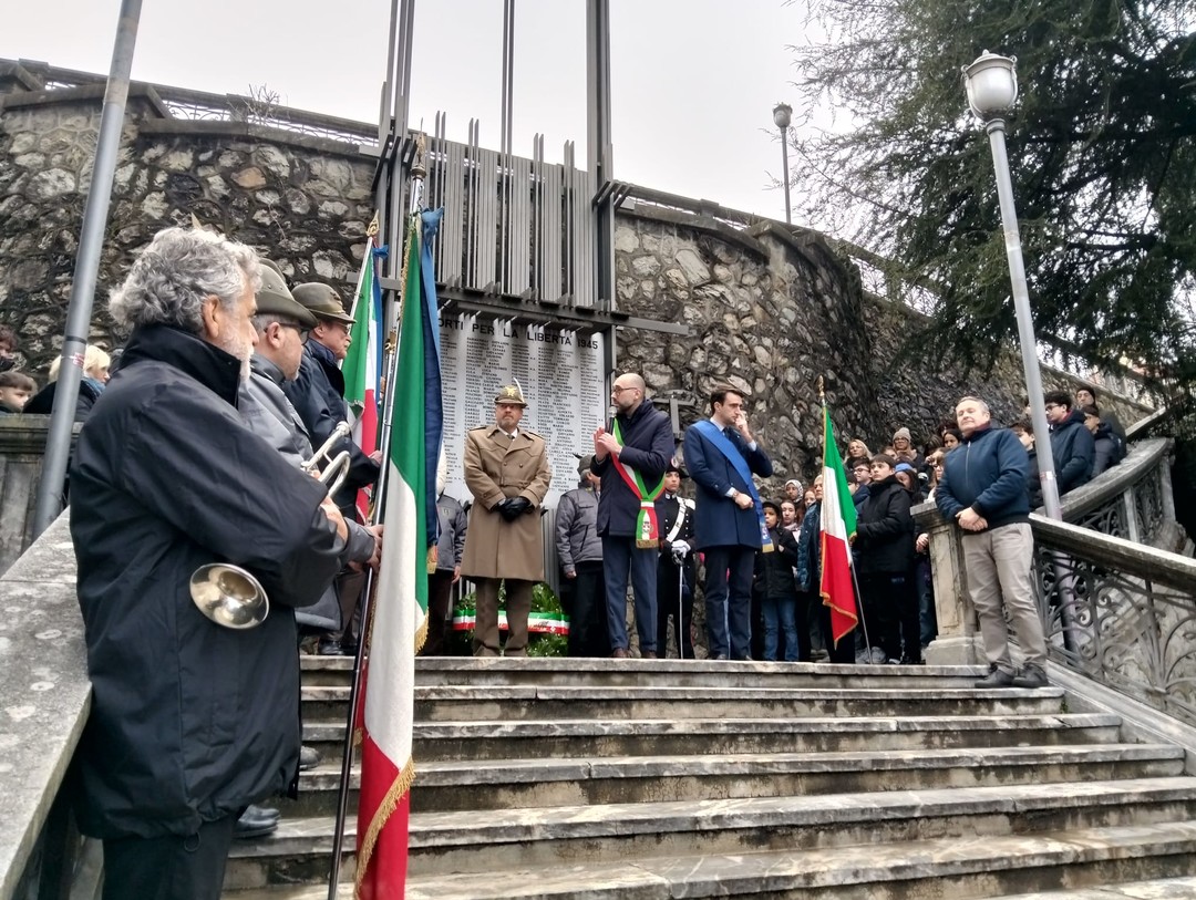 Immagine Memoria1.jpg - {Immagine Memoria1.jpg} - [66486]