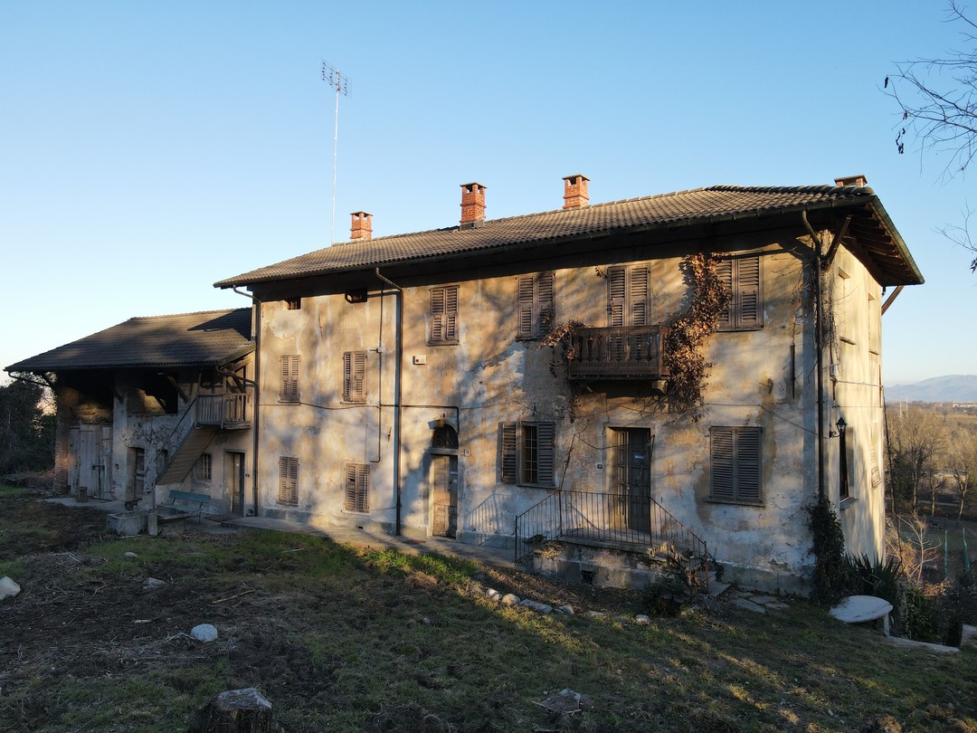 Immagine villa luchino oggi (1).jpg - {Immagine villa luchino oggi (1).jpg} - [66575]