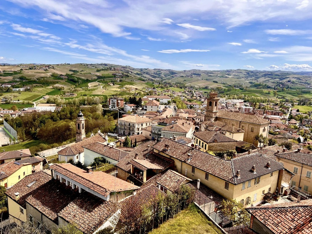castagnole-lanze-001.jpg - {castagnole-lanze-001.jpg} - [67754]