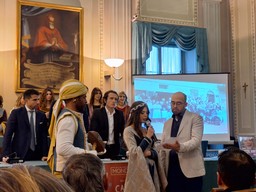 Presentazione Bela.jpg - {Presentazione Bela.jpg} - [67778]