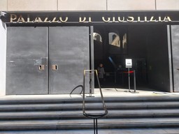 tribunale genova.jpg - {tribunale genova.jpg} - [67834]