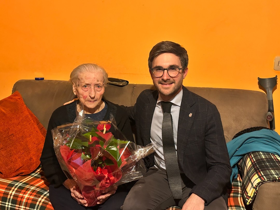 compleanno-laura-cane_01_2025-6.jpg - {compleanno-laura-cane_01_2025-6.jpg} - [68132]