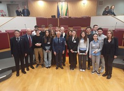 Seduta solenne consiglio regionale 2.jpeg - {Seduta solenne consiglio regionale 2.jpeg} - [68164]