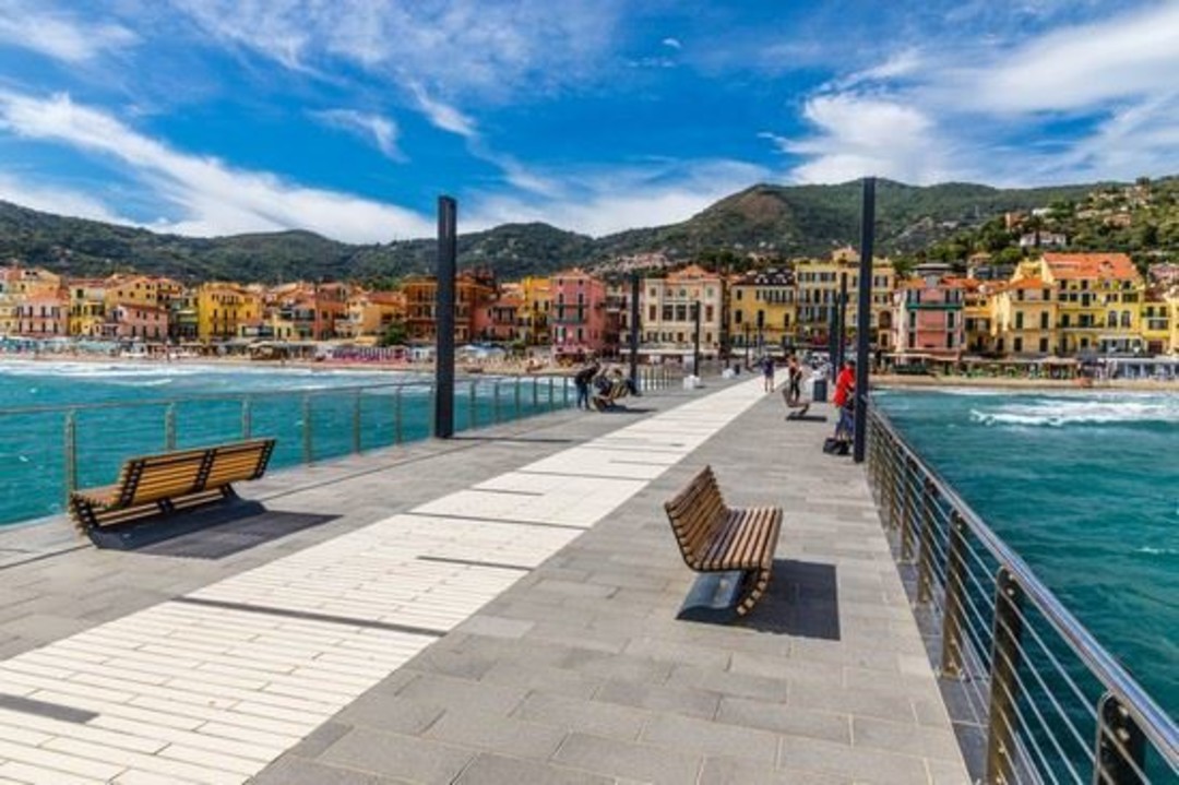 alassio.jpg - {alassio.jpg} - [68188]