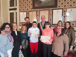 121.jpeg - {121.jpeg} - [68541]