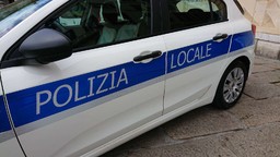 121.jpg - {121.jpg} - [68557]